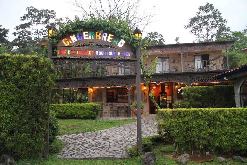 Gingerbread Restaurant & Hotel Nuevo Arenal Exterior foto